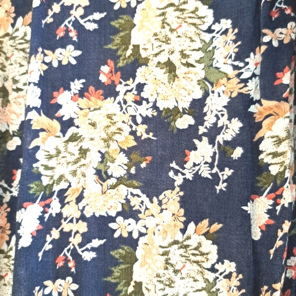 Lucky Brand Sheer Faux Wrap Top Size M EUC - Picture 7 of 7